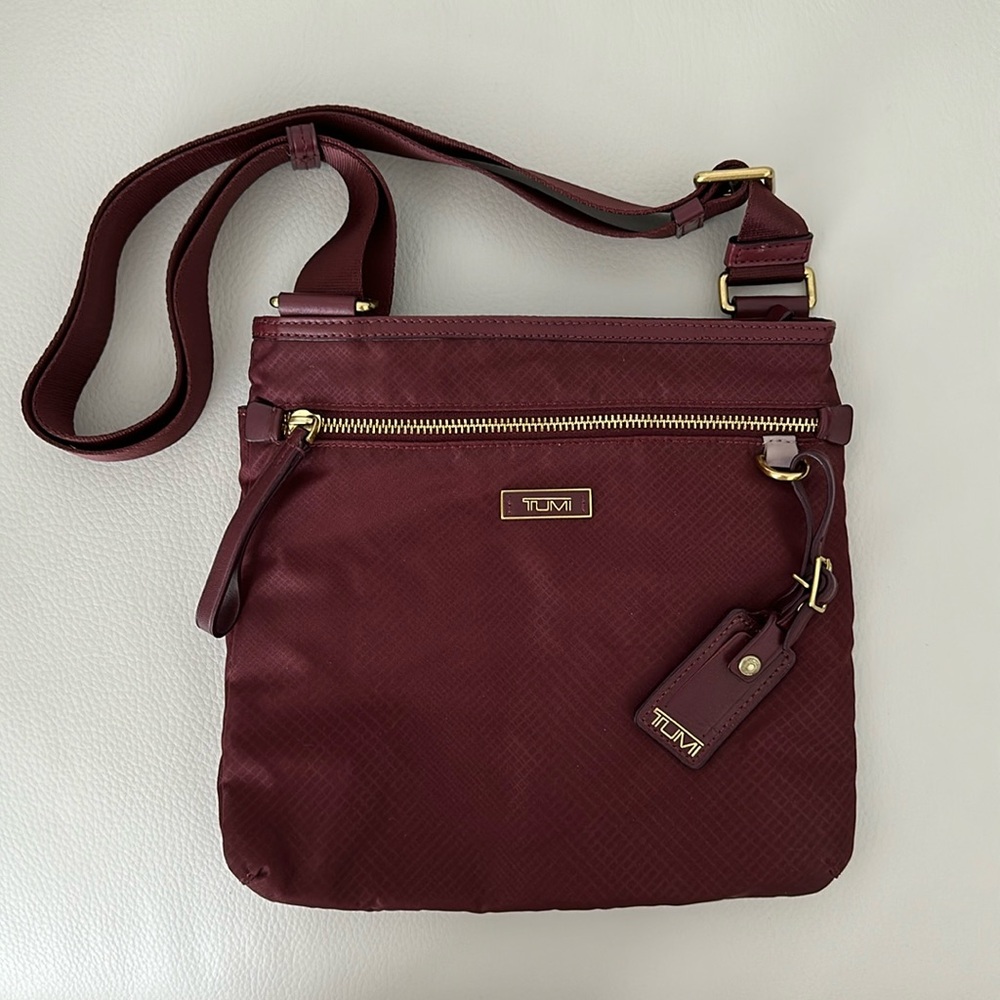 TUMI voyageur crossbody